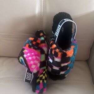 Genuine and authentic UGG Slippers size 8 new